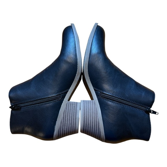 Frye and Co. Women's Jude Stacked Heel Booties - Black Size 9M - Picture 6 of 10